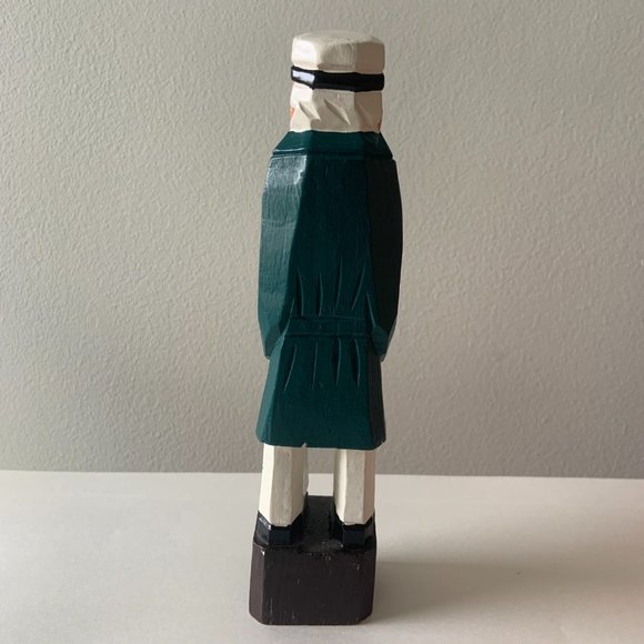 Hand-Painted Drift Wood Sea Ocean Captain Figurine - Picture 3 of 6